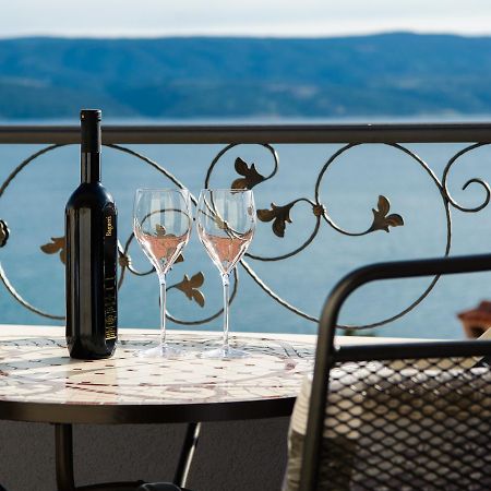 Cezar Luxury Apartment Omiš Eksteriør billede