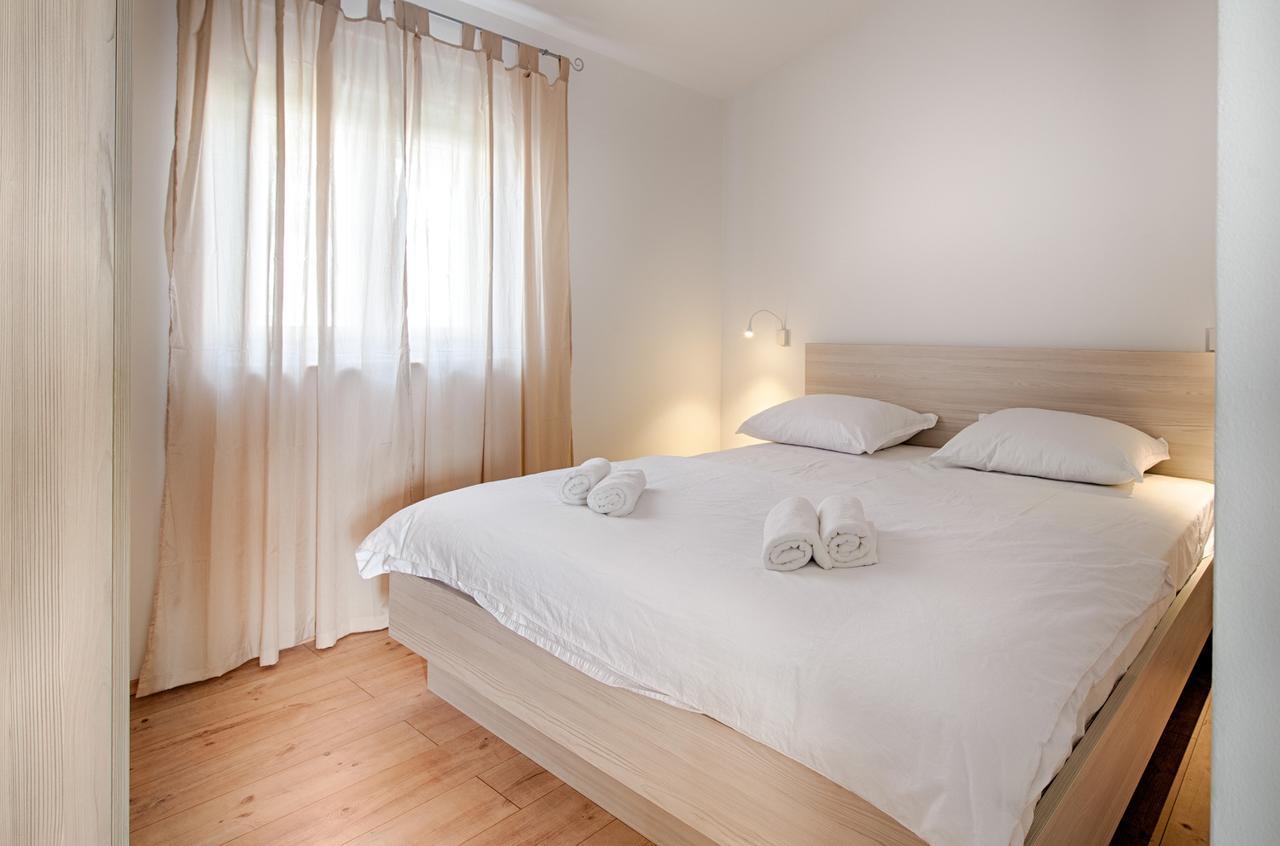 Cezar Luxury Apartment Omiš Eksteriør billede