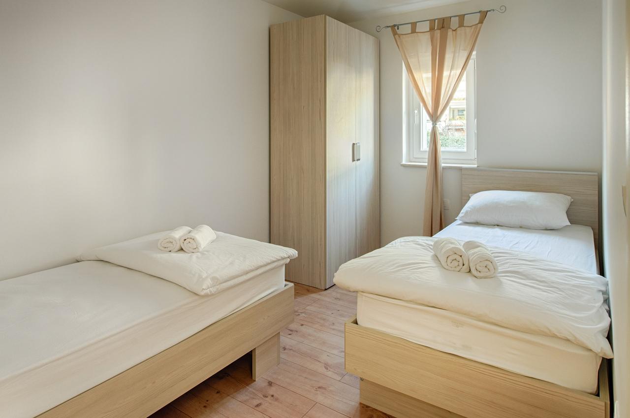 Cezar Luxury Apartment Omiš Eksteriør billede